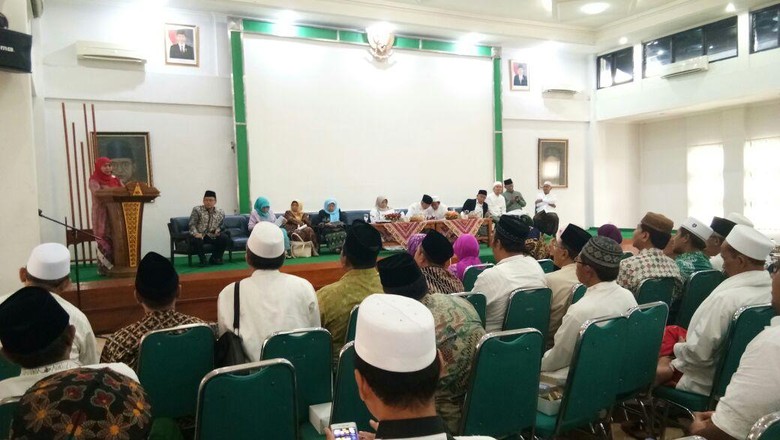 Nama Perumus Pasangan Khofifah Berganti Jadi Tim 17, Ini Alasannya Nama Perumus Pasangan Khofifah Berganti Jadi Tim 17, Ini Alasannya