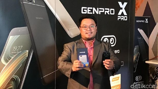 Laris Manis! Ponsel Kamera Ganda Rp 1 Jutaan