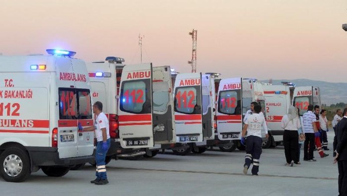 Bom Serang Bus Polisi di Turki, 12 Orang Terluka