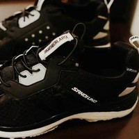 Lewat situs Jakarta Berlari, sepatu SandiUno berwarna hitam dan sol putih itu dijual secara terbatas. Hanya ada 500 pasang sepatu yang diproduksi. Foto: Dok. Jakarta Berlari