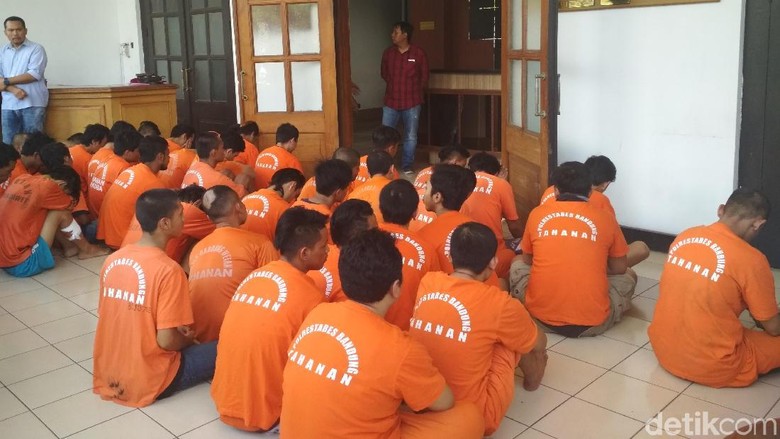 Dalam Sepekan, Polisi di Bandung Ringkus 53 Pelaku Kejahatan Jalanan Dalam Sepekan, Polisi di Bandung Ringkus 53 Pelaku Kejahatan Jalanan