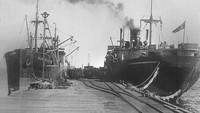 Dermaga ini berfungsi dengan baik dan kapal-kapal pun banyak yang telah bersandar di sini. Tapi setelah digunakan selama lebih dari 1 abad, pada tahun 1973 dermaga ditutup, tak lagi menjadi tempat kapal bersandar. Dana untuk perawatan dermaga dari pemerintah pun kemudian dihentikan karena dermaga tak lagi berfungsi (busseltonjetty.com.au)