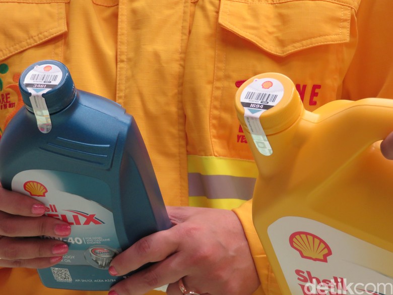 Cegah Pemalsuan Pelumas, Shell Tawarkan Teknologi Antibajak (Foto: Ruly Kurniawan) Cegah Pemalsuan Pelumas, Shell Tawarkan Teknologi Antibajak (Foto: Ruly Kurniawan)