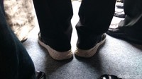 Sandiaga masih mencari pantofel yang bisa memenuhi mobilitasnya seperti sepatu kets yang selama ini menjadi andalannya.
