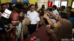 Kunjungi 3 SD, Anies-Sandi Diserbu Para Murid