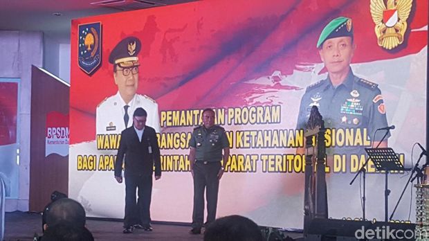 Rakor dengan TNI AD, Mendagri Bicara Tantangan RI hingga Ormas