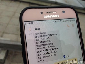 Registrasi Ulang Prabayar Digeber, Penjual SIM Card Terancam Merugi