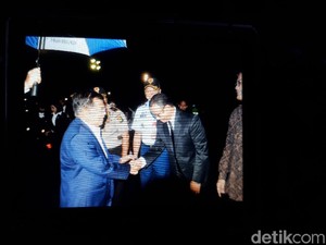 Anies Lepas Keberangkatan Wapres JK ke Istanbul