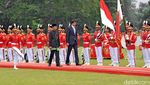 Temui Jokowi di Istana Bogor, Emir Qatar Disambut Anak-anak