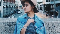 Penampilannya kian menarik dan terkesan maskulin. Tapi, ia mendapat sedikit sentuhan feminin. Dok. Instagram/giselacindy12