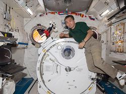 Robot Humanoid Penjelajah Angkasa