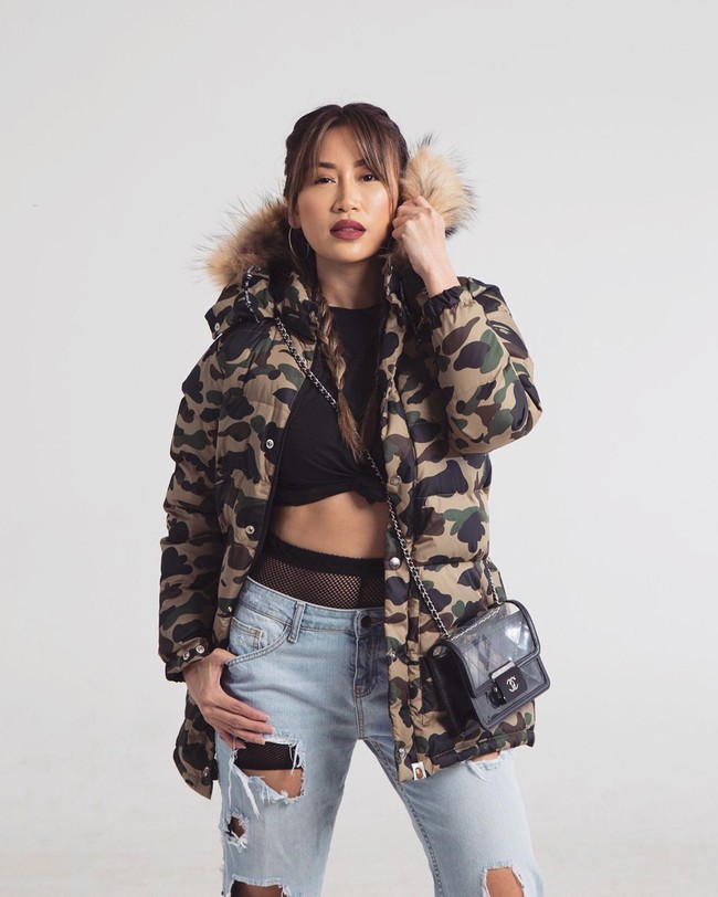 Pada 8 Maret 2019, putra Bambang Trihatmodjo dan Halimah Agustina Kamil, Aditya Trihatmodjo, menikahi kekasihnya Kezia Toemion setelah berpacaran selama sembilan tahun. Kezia merupakan anak dari mantan Kepala BKPM Indonesia periode 2001- 2005. Ia juga seorang pebisnis yang sukses dengan brand kecantikan ESQA Cosmetics. Foto: Dok. Instagram/keziatoemion