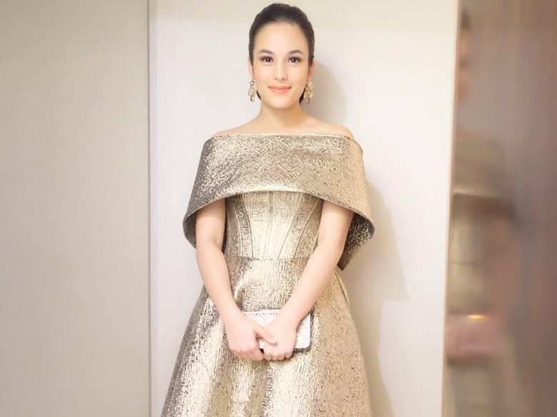 Peduli Anak Indonesia, Chelsea Islan Akan Bangun Rumah Belajar di Papua Peduli Anak Indonesia, Chelsea Islan Akan Bangun Rumah Belajar di Papua
