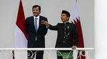Foto: Jokowi Berbaju Adat Betawi Saat Bertemu Emir Qatar
