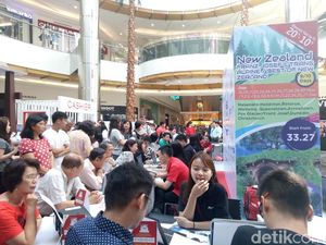 Bank Mega Targetkan Transaksi Rp 30 M di Mega Travel Fair Surabaya