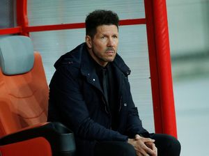 Simeone Sebut Kedatangan Coutinho Bikin Barca Makin Sulit Dikejar