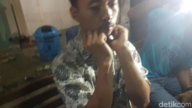Belasan Polisi Keroyok Murid SMK di Serang, Diduga karena Asmara