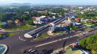 Untuk membangun underpass, dana yang digunakan berasal dari Anggaran Pendapatan Belanja Negara (APBN) Multiyears tahun anggaran 2015-2017 dengan biaya Rp 169,63 miliar dengan kontraktor pelaksana adalah PT. Adhi Karya dan PT. Wijaya Karya. Pool/Dok. Kementerian PUPR.