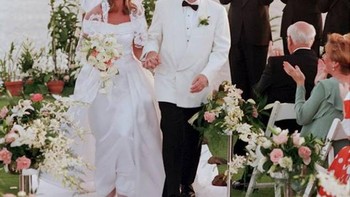 Bill dan Melinda menikah pada tahun 1994 di Pulau Lanai, Hawaii. Foto: Facebook