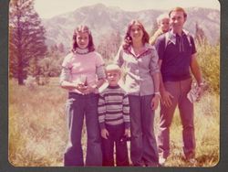 Wanita Cantik Sederhana yang Jadi Tambatan Hati Bill Gates