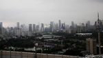 Awan Hitam Payungi Jakarta