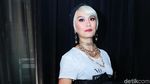 Gold Lady! Agnez Mo yang Makin Menawan
