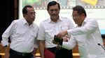 Foto: Pemerintah Umumkan Revisi Aturan Taksi Online