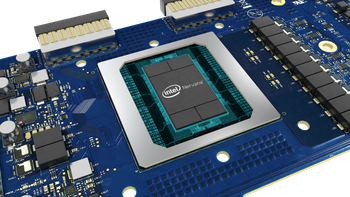 12. Intel: Selain Mac dari Apple, bisa dibilang banyak perangkat komputasi seperti laptop, komputer, hingga tablet yang beredar di pasaran menggunakan prosesor dari Intel. Foto: Cnet