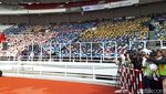 Foto: Jokowi Temui Ribuan Kuli Bangunan di GBK