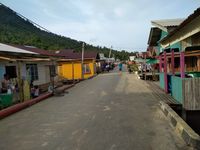 Di Desa Nelayan Ini, Mau Dapat Listik Harus Patungan