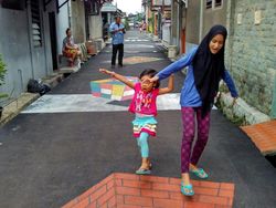 Deretan Lukisan 3D Keren Hiasi Jalanan Depok