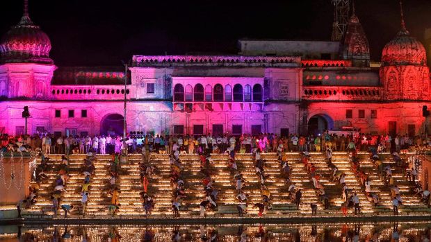 Selain Waisak di Borobudur, Ini Aneka Festival Lampion di Asia