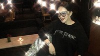 Bersinar banget nih teh Syahrini! (Dok. Instagram/princessyahrini)