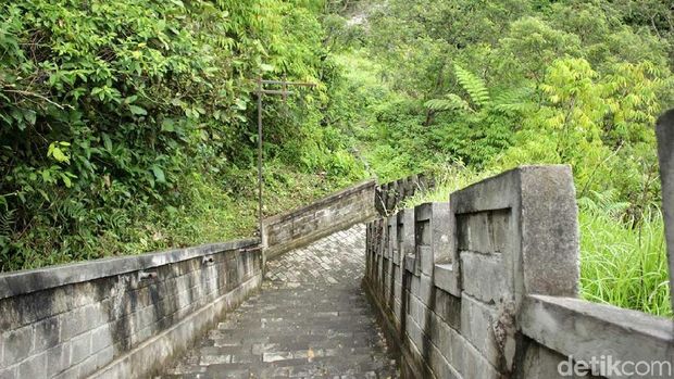 Bukan di China Ini Great  Wall  dari Sumatera Barat