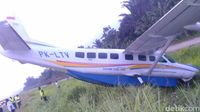 Pesawat Asian One Air Tergelincir di Bandara Sentani, Papua