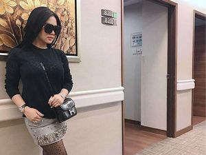 Korban First Travel Jadi Umrah: Terima Kasih, Syahrini!