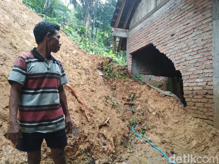 266 Rumah di 5 Kecamatan Rusak Imbas Longsor di Trenggalek