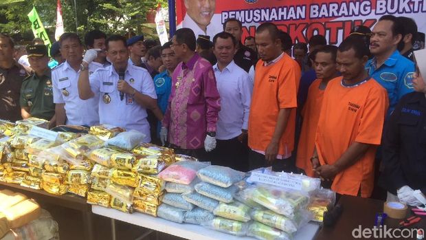 Buwas Musnahkan 191 Kg Sabu dan 43 Ribu Ekstasi di Medan