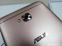 Unboxing Asus Zenfone 4 Selfie
