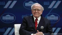 Warren Buffet. Orang ketiga terkaya di AS ini pada 2015 menyumbangkan US$ 2,84 miliar (Rp 38 triliun) untuk kegiataan kemanusiaan. Alex Wong/Getty Images