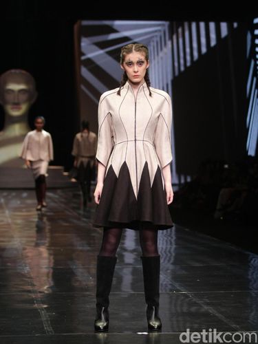 Koleksi Kraton Auguste Soesastro Spring-Summer 2018