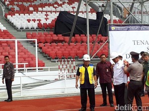 Jokowi Temui Ribuan Kuli Bangunan di GBK