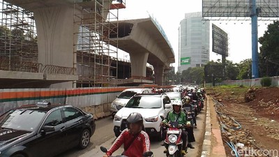 Potret Flyover Pancoran dan Underpass Matraman yang Bakal Molor