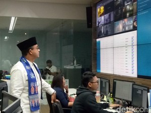Jakarta Hujan Deras, Anies Pantau Banjir Lewat Jakarta Smart City