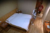 Edan! Gadis Ini Jual Keperawanan Demi iPhone 8