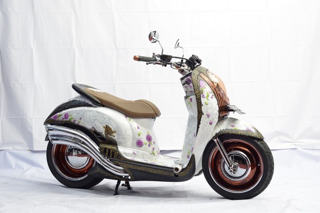 Motor Keren Bertema Batik