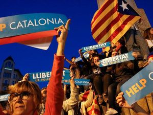 Spanyol Kembali Beri Ancaman Jika Kemerdekaan Catalunya Tak Dicabut