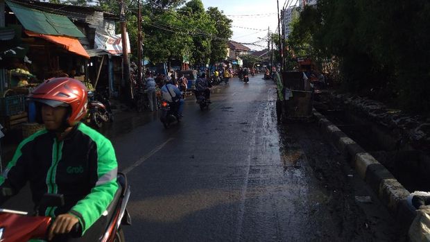 Banjir di Kemang Utara Surut, Lalu Lintas Normal Kembali
