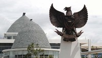Melihat Lebih Dekat PLBN Motaain Suasana Pos Lintas Batas Negara (PLBN) Terpadu Motaain di Kabupaten Belu, Nusa Tenggara Timur (NTT) yang baru saja diresmikan oleh Presiden RI Joko Widodo beberapa waktu lalu, Sabtu (04/04/2017). PLBN Motaain yang berdiri diatas lahan mencapai 4,62 ha. Grandyos Zafna/detikcom