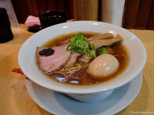 Ramen Murah Vs Mahal di Jepang, YouTuber Ini Buktikan Mana yang Paling Enak!